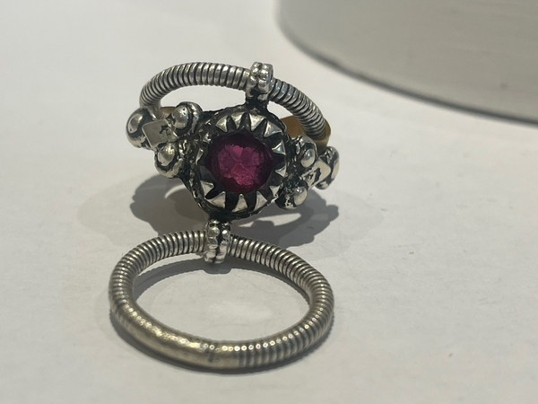 Hadrami rings