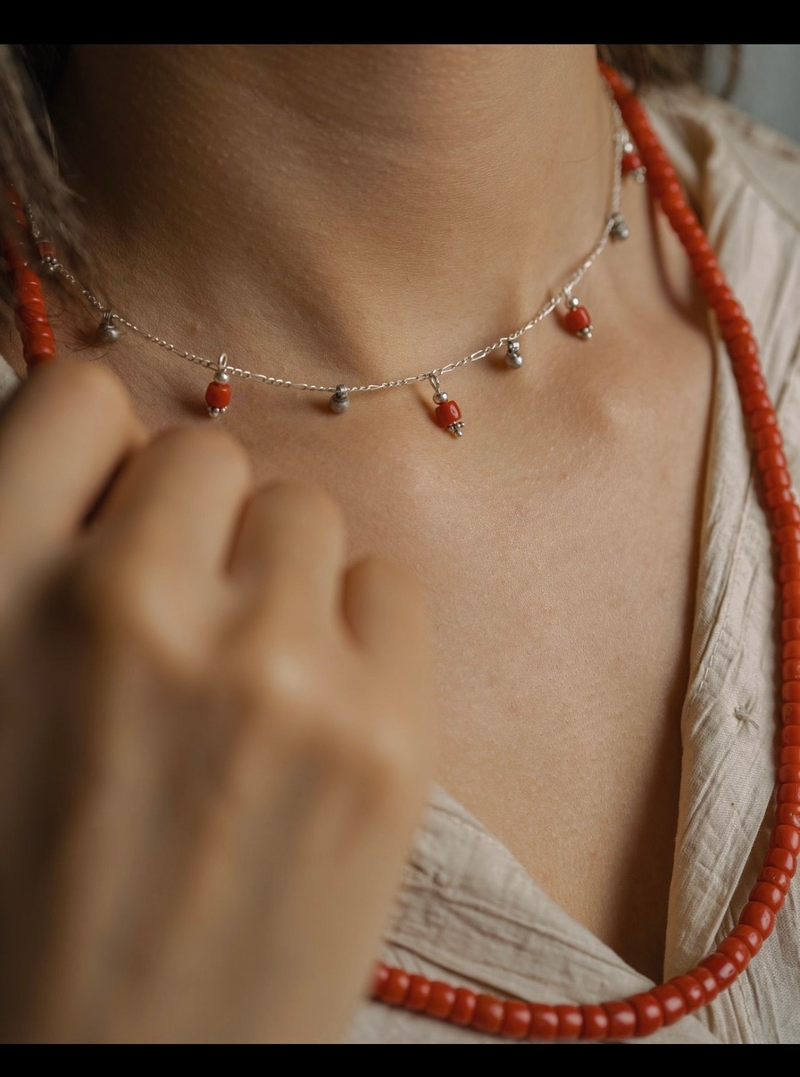 Coral choker