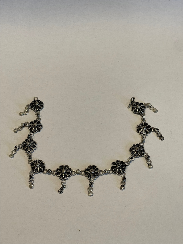 Flower anklet